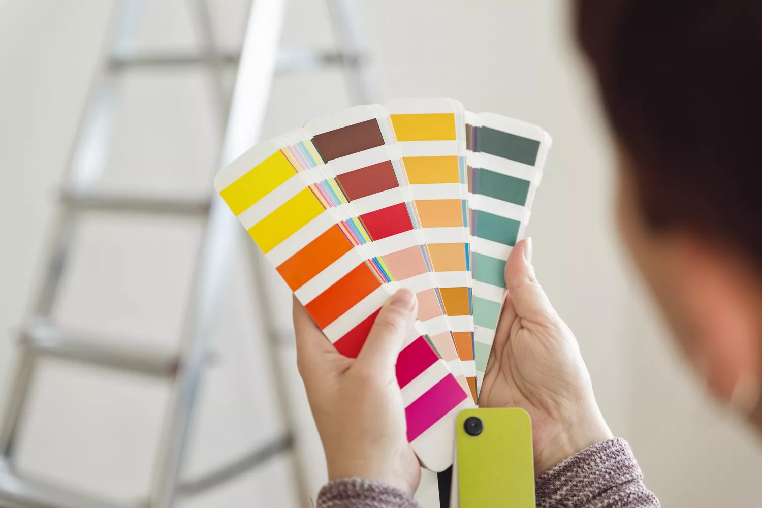 How to Use Paint Swatches the Right Way (and Pick the Color You Really Want)