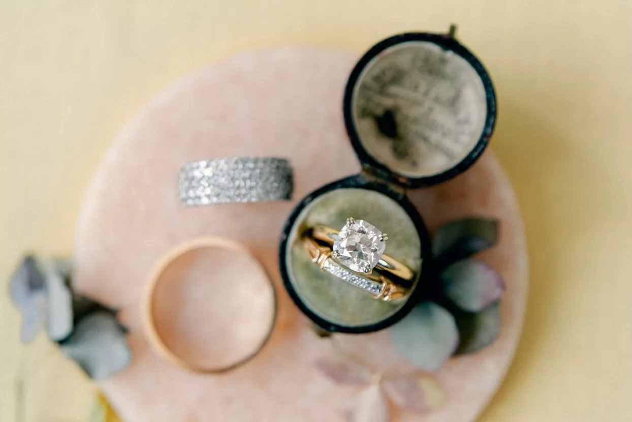 4 Easy Ways to Measure Your Ring Size at Home